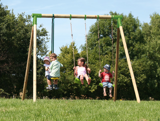 Durlang Salm JE 2950 Wooden Swing Set - Out of stock until end of February.